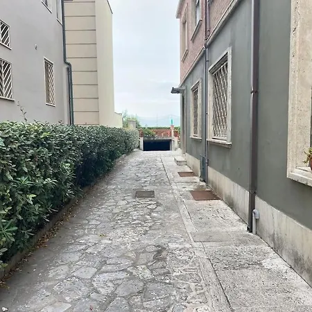 Apartment Casa Ellebi Fronte Con Posto Auto Gratuito *