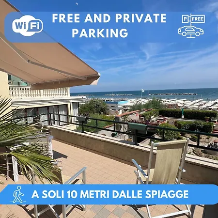 Casa Ellebi Fronte Con Posto Auto Gratuito Pesaro